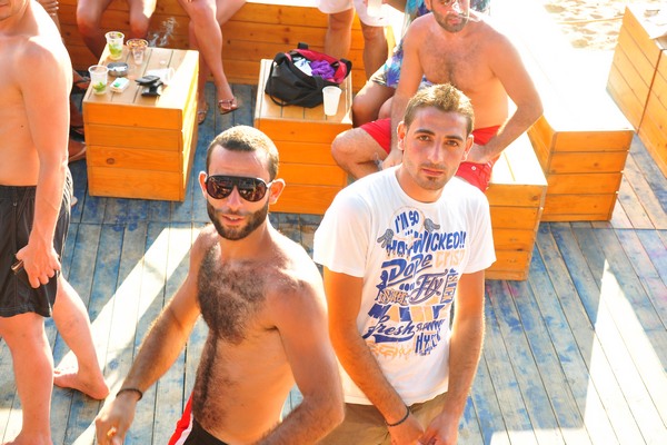 Champagne Showers @ Edde Sands
